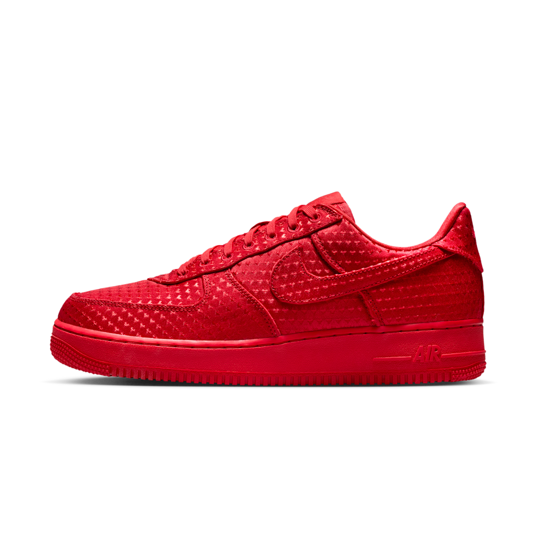 Overkicks - Nike Air Force 1 Low Valentines Day Red (2026) (IB6836-600) - vista lateral