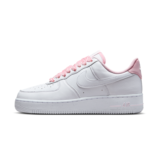 Overkicks - Nike Air Force 1 Low Vintage Pink Foam Velvet Laces (HV4403-601) - vista lateral