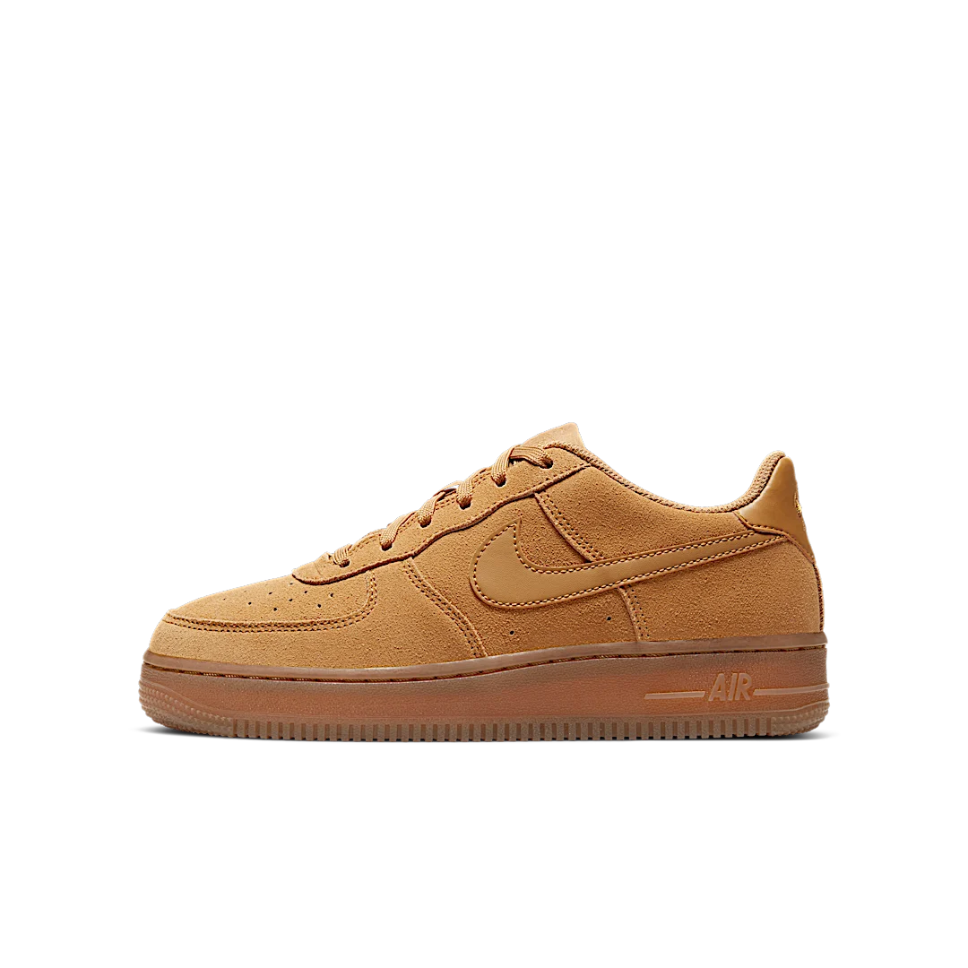 Overkicks - Nike Air Force 1 Low Wheat (2019) (BQ5485-700) - vista lateral