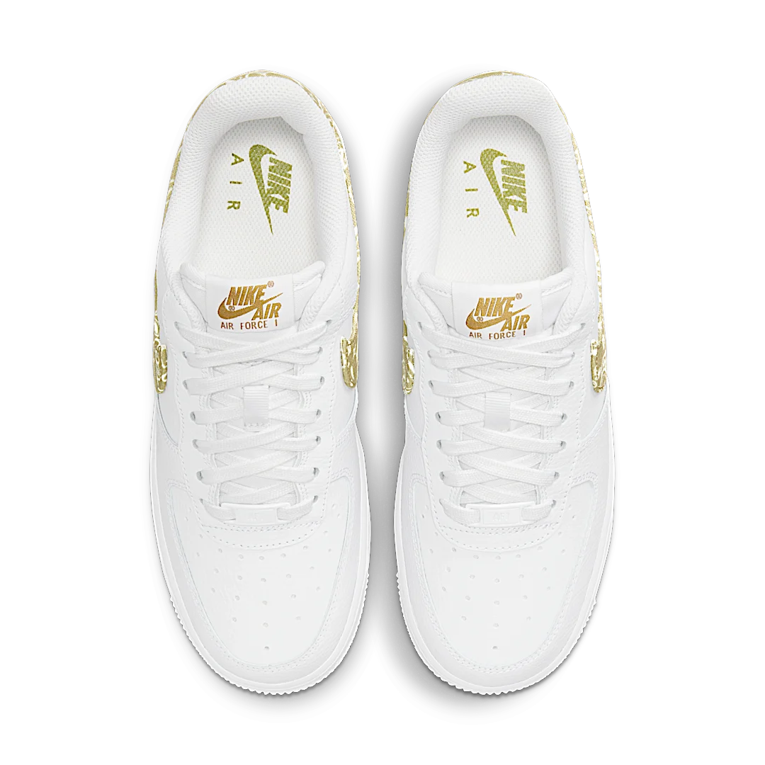 Overkicks - Nike Air Force 1 Low White Barely (DJ9942-101) - par completo