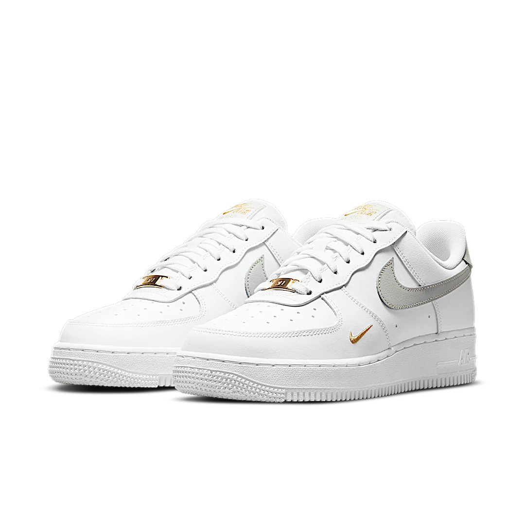 Overkicks - Nike Air Force 1 Low White Grey Gold (CZ0270-106) - vista trasera