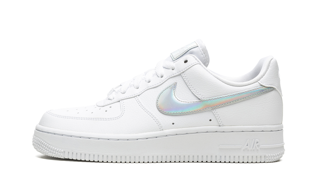 Overkicks - Nike Air Force 1 Low White Irisdescent (CJ1646-100) - detalle