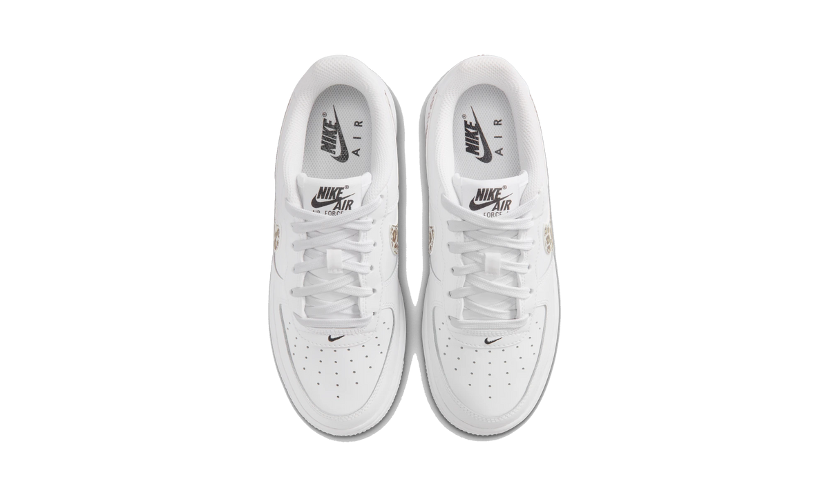 Overkicks - Nike Air Force 1 Low White Leopard Swoosh (IR0273-100) - vista superior
