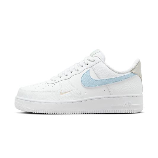Overkicks - Nike Air Force 1 Low White Light Armory Blue Mini Swoosh (HF0022-100) - vista lateral