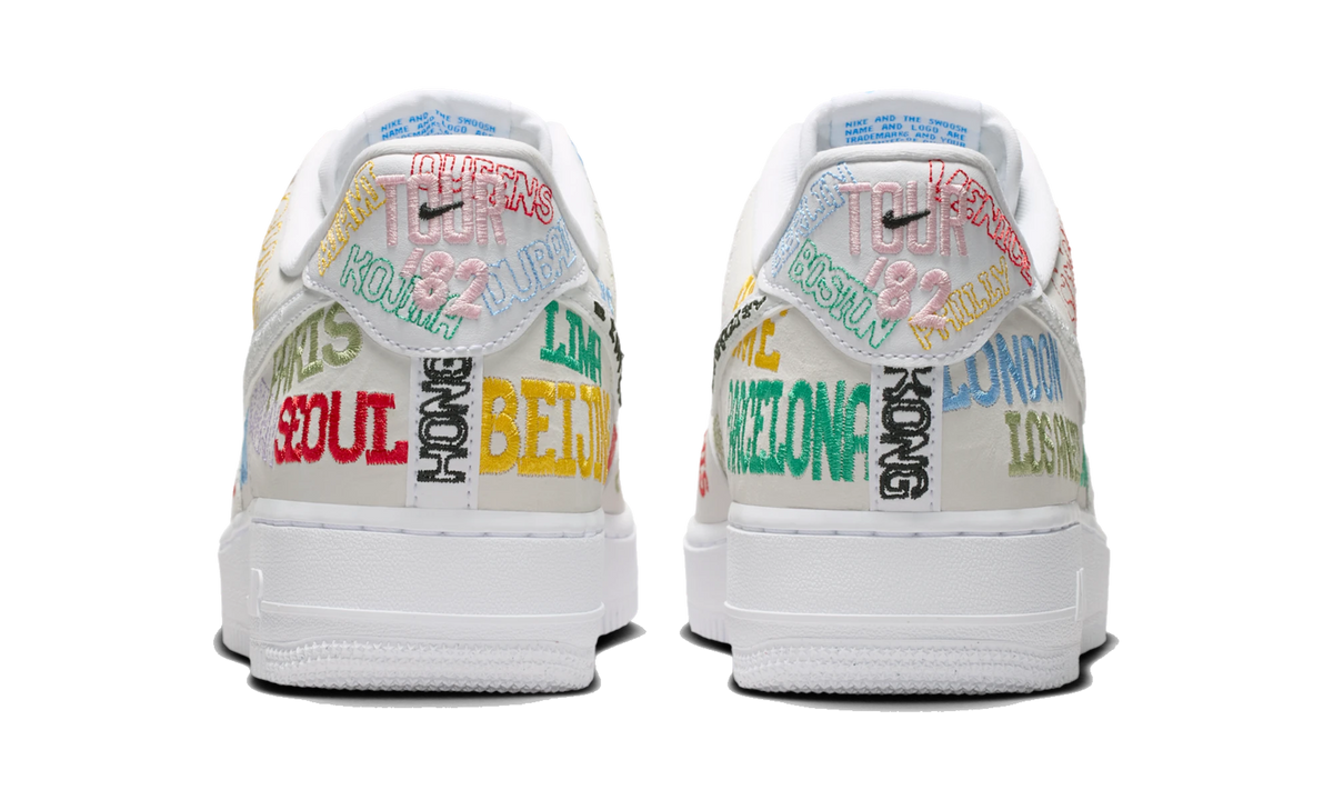 Overkicks - Nike Air Force 1 Low World Tour White (II1549-100) - detalle talón