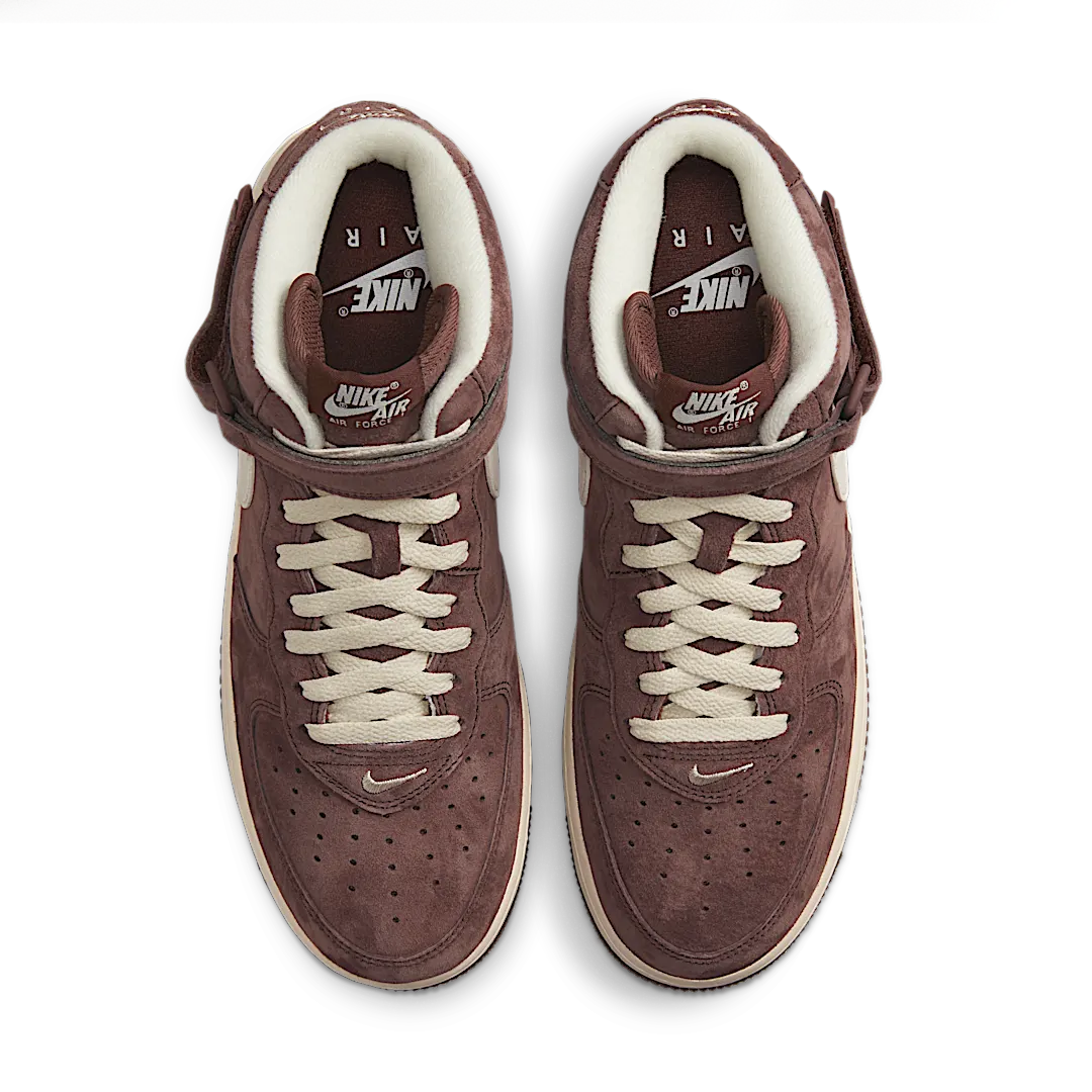 Overkicks - Nike Air Force 1 Mid QS Chocolate (DM0107-200) - par completo