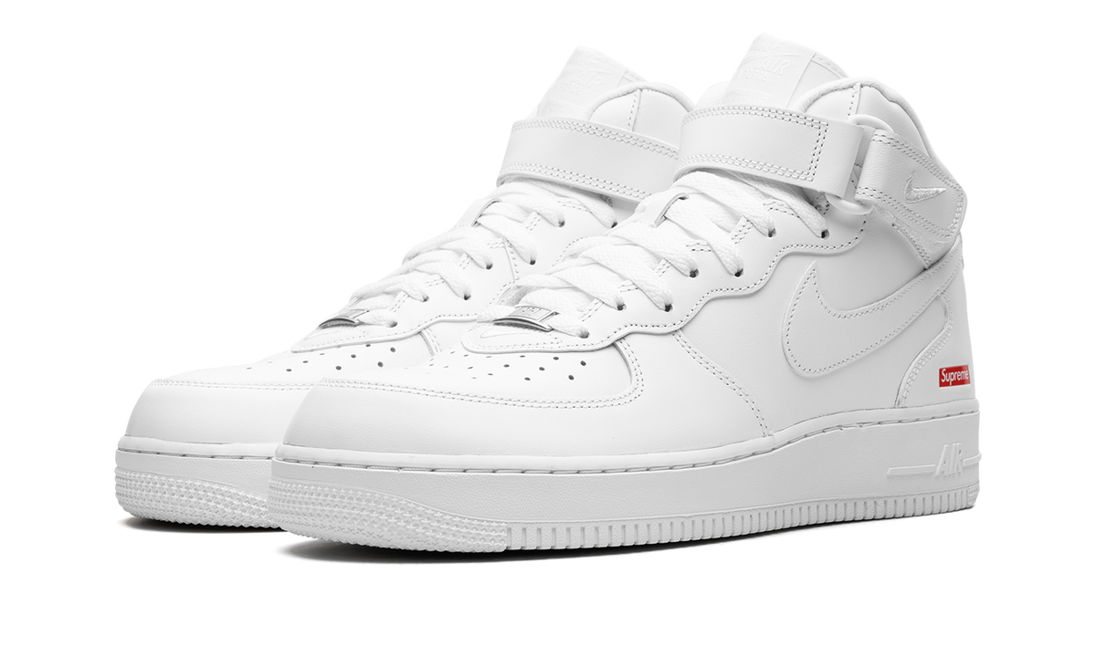 Overkicks - Nike Air Force 1 Mid Supreme White (FZ8784-100) - vista trasera