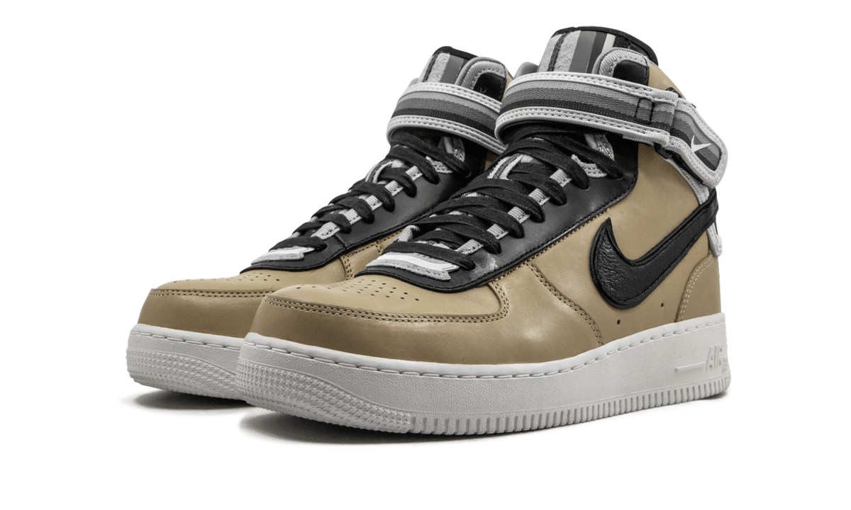 Overkicks - Nike Air Force 1 Mid Tisci Tan (677130-200) - vista trasera