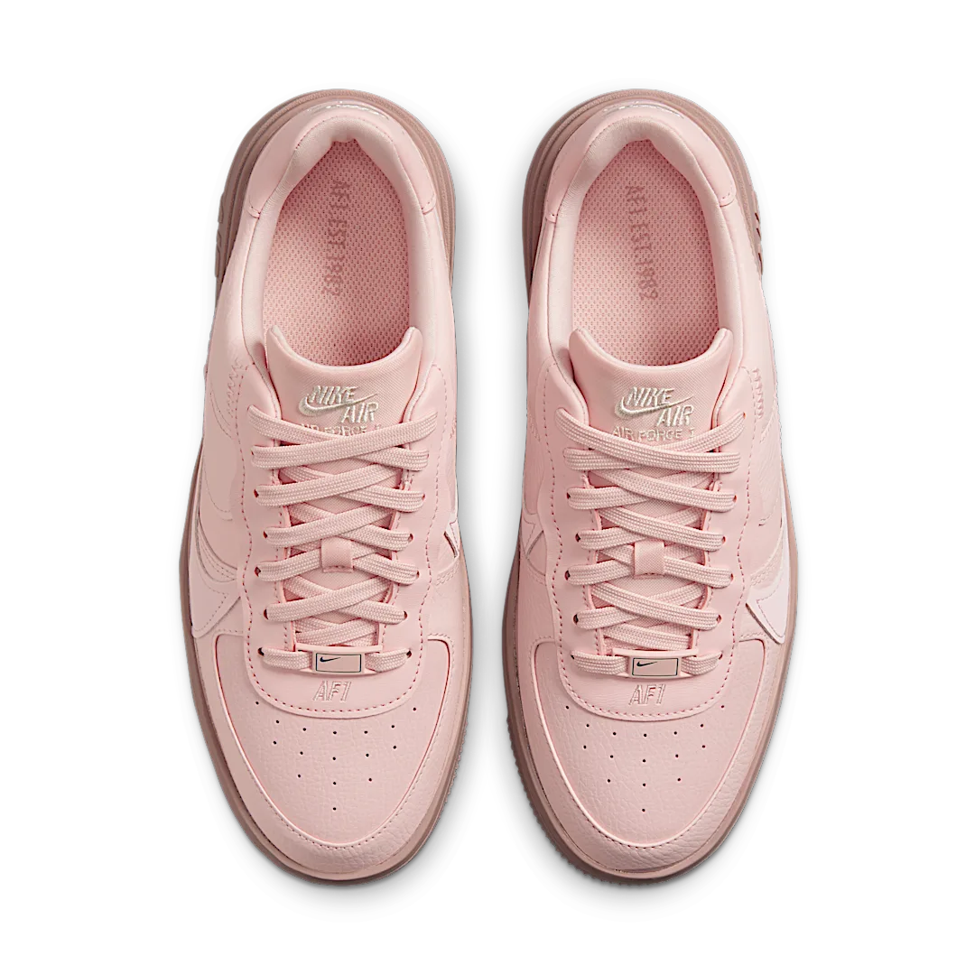 Overkicks - Nike Air Force 1 PLT.AF.ORM Atmosphere Pink Oxford (DJ9946-600) - vista trasera
