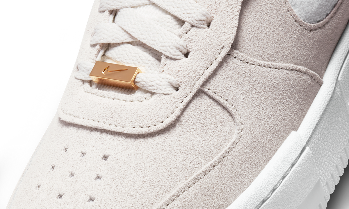 Overkicks - Nike Air Force 1 Pixel Beige Pink (DQ0827-100) - detalle lateral interior
