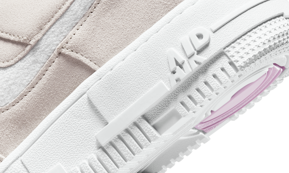 Overkicks - Nike Air Force 1 Pixel Beige Pink (DQ0827-100) - detalle