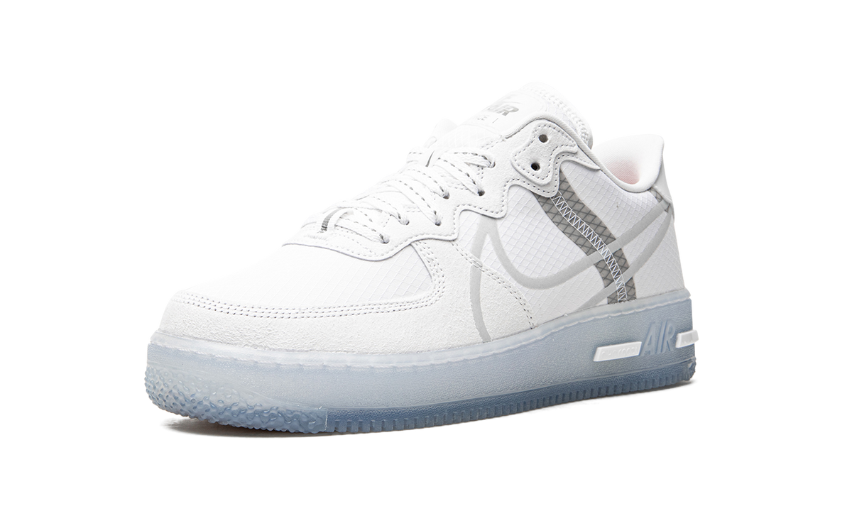 Overkicks - Nike Air Force 1 React White Light Bone (CQ8879-100) - detalle suela