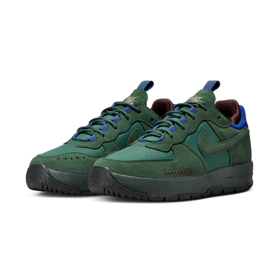 Overkicks - Nike Air Force 1 Wild Low Fir (FB2348-300) - vista trasera