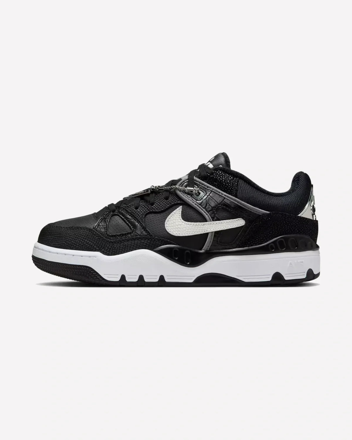 Overkicks - Nike Air Force 3 Low SP Nigo Black White (HF7630-001) - vista lateral