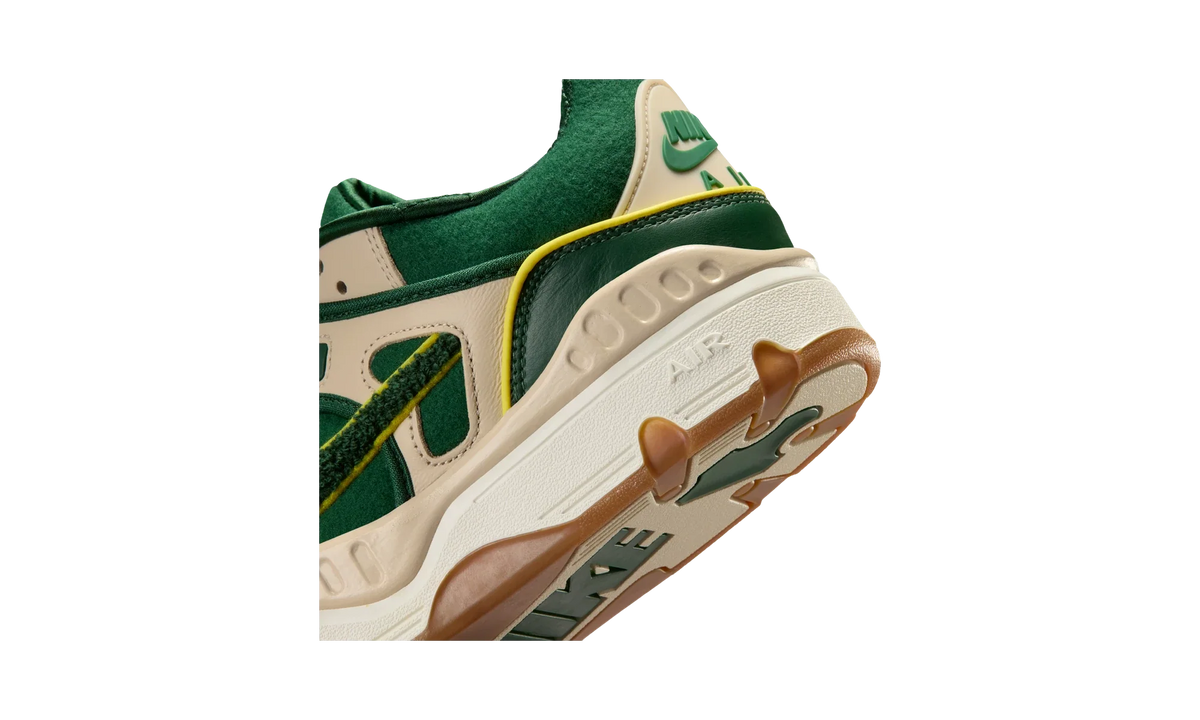Overkicks - Nike Air Force 3 Low SP Nigo College Pack Forest Green (HV5032-300) - detalle
