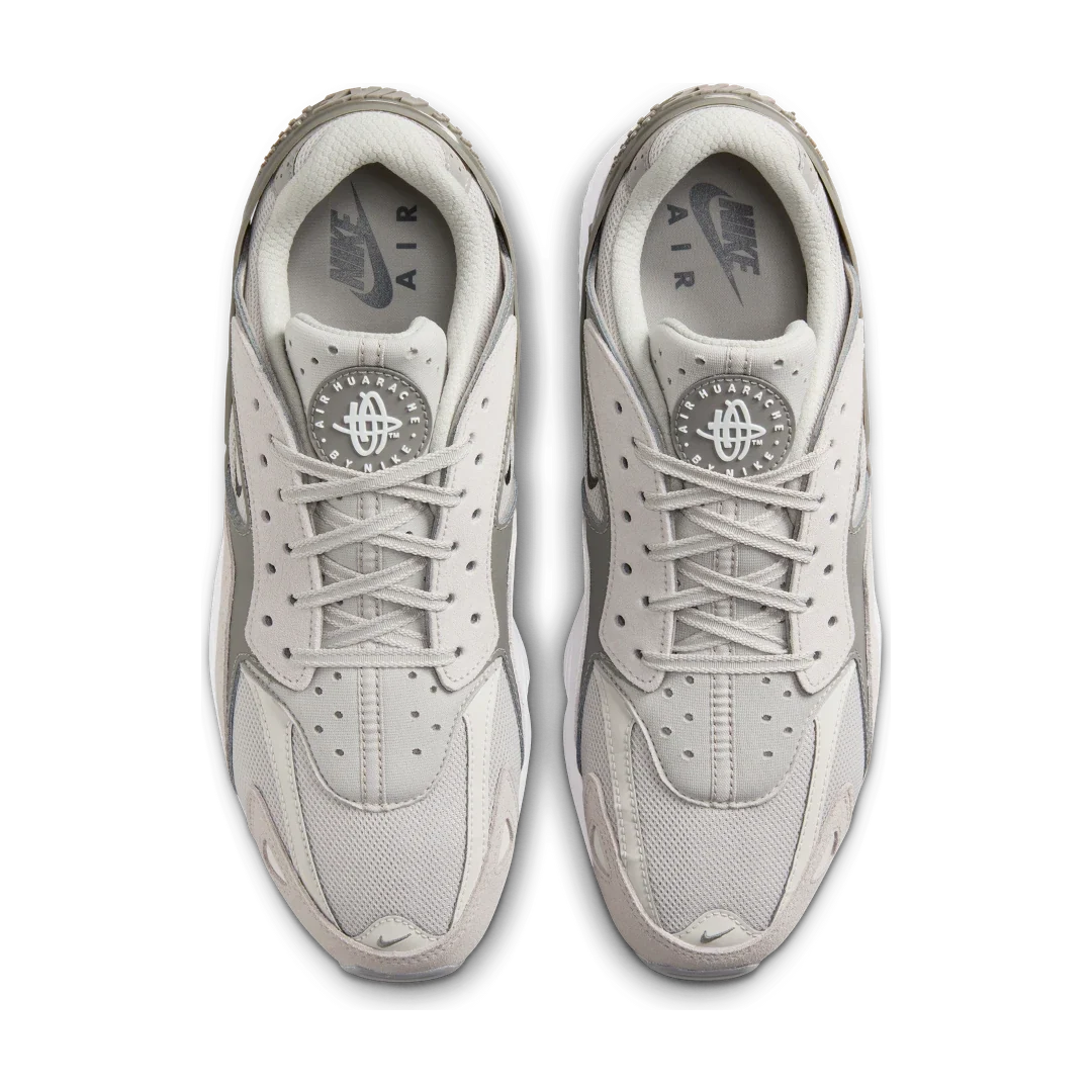 Overkicks - Nike Air Huarache Runner Light Iron Ore (DZ3306-004) - par completo