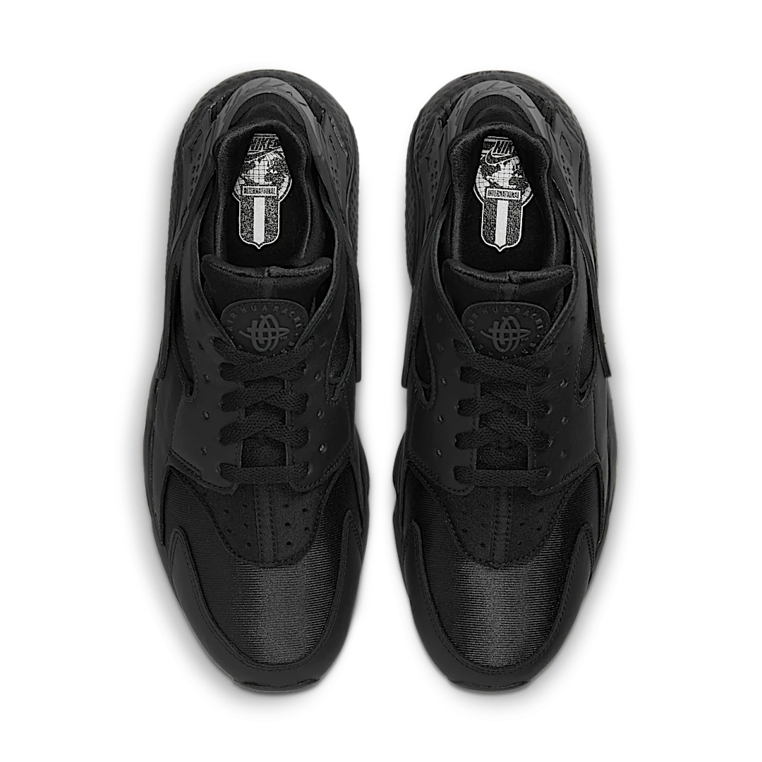 Overkicks - Nike Air Huarache Triple Black (DD1068-002) - par completo