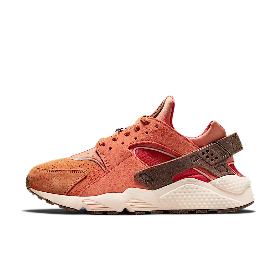 Overkicks - Nike Air Huarache Turf Orange (DM6238-800) - vista lateral