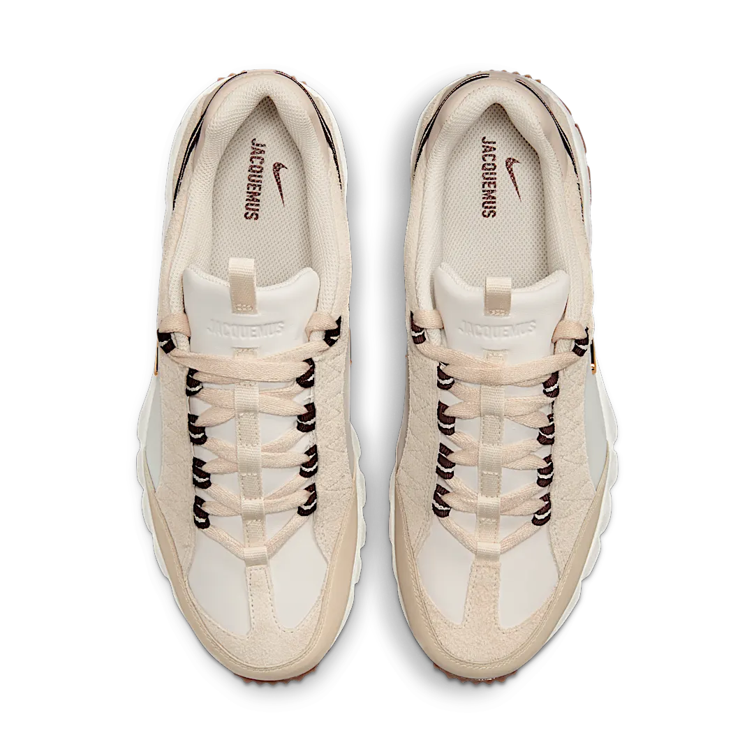 Overkicks - Nike Air Humara LX Jacquemus Light Bone Gold (DR0420-001) - par completo