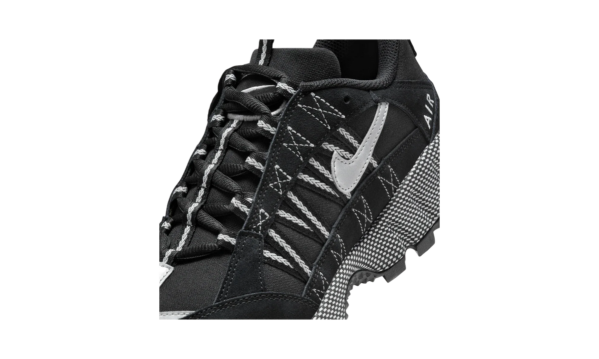 Overkicks - Nike Air Humara Oreo (Womens) (FB9982-001) - detalle lateral interior