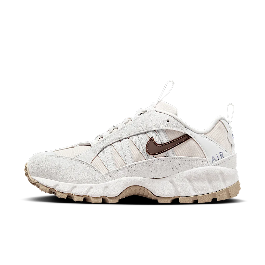 Overkicks - Nike Air Humara SE Future Motion Light Orewood Brown (Womens) (FZ3763-104) - vista lateral