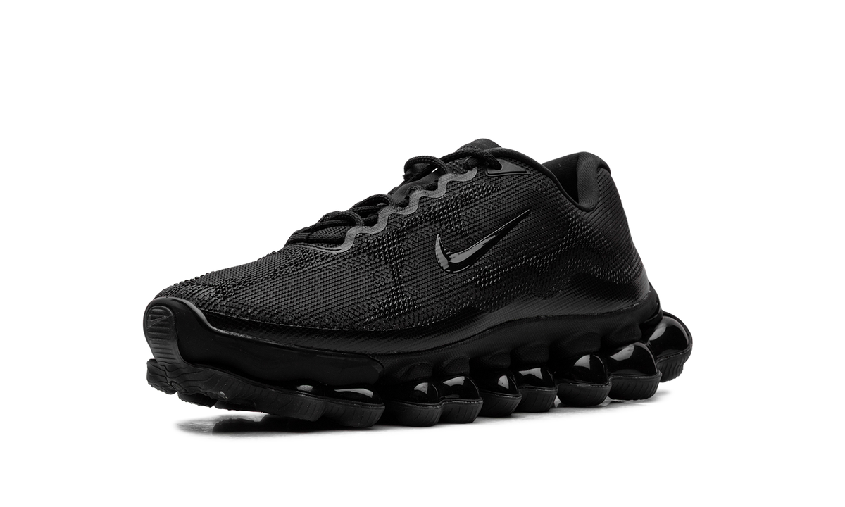 Overkicks - Nike Air Liquid Max Triple Black (IQ7634-003) - detalle suela