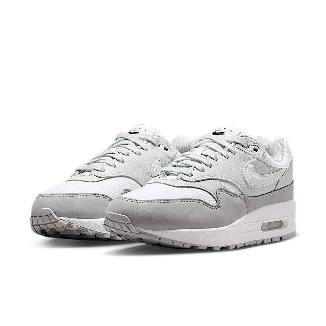 Overkicks - Nike Air Max 1 87 LX Light Smoke Grey (FN0564-001) - vista trasera