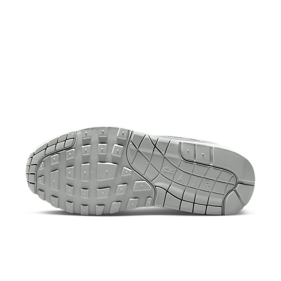 Overkicks - Nike Air Max 1 87 LX Light Smoke Grey (FN0564-001) - detalle suela