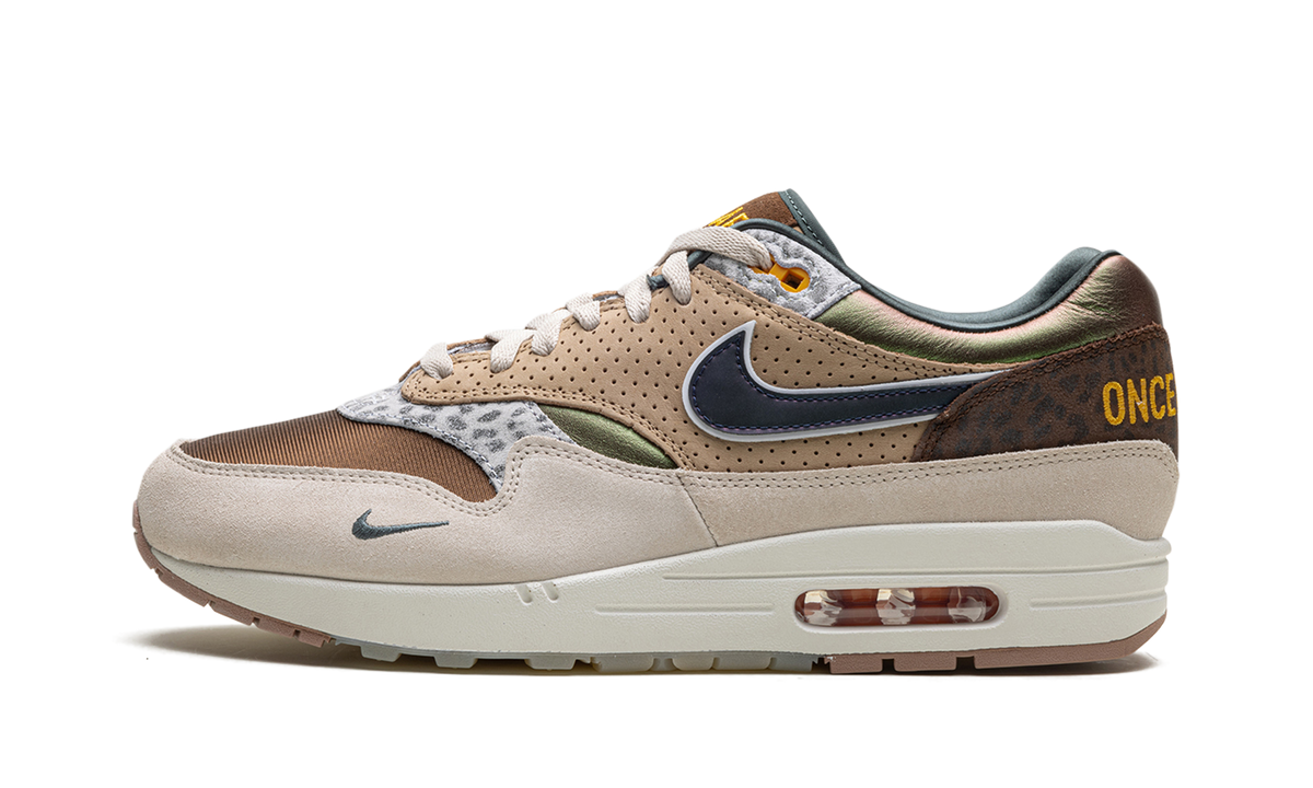 Overkicks - Nike Air Max 1 87 Premium University of Oregon PE (2024) (HQ2640-200) - vista lateral