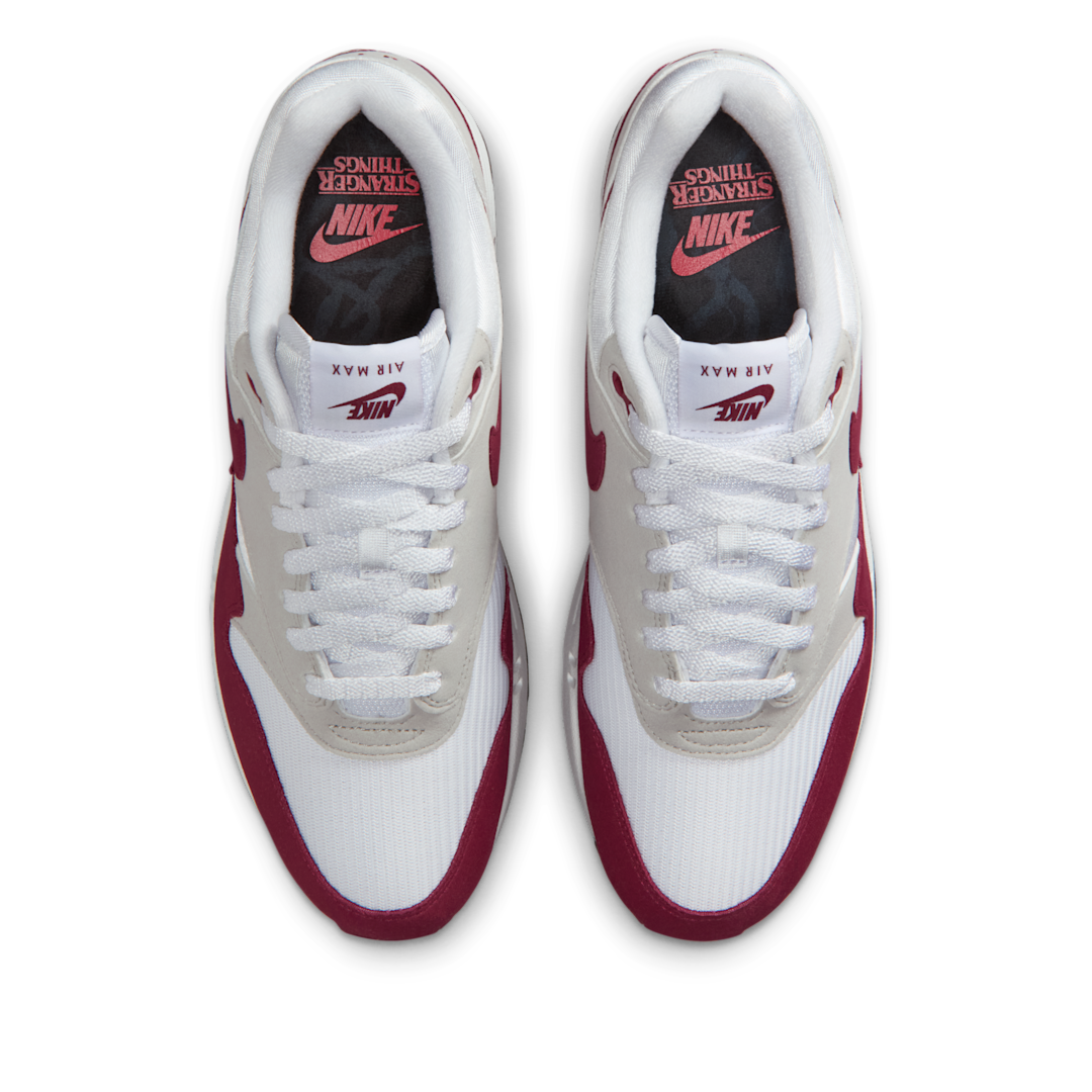 Overkicks - Nike Air Max 1 87 Stranger Things Steve Harrington (IM3906-100) - par completo