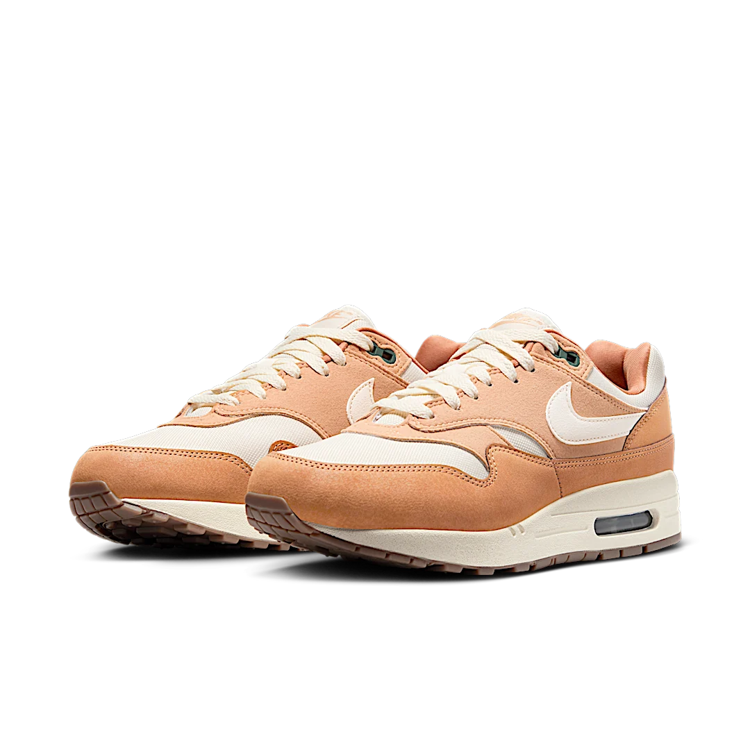 Overkicks - Nike Air Max 1 87 Wheat (FZ3598-299) - vista trasera
