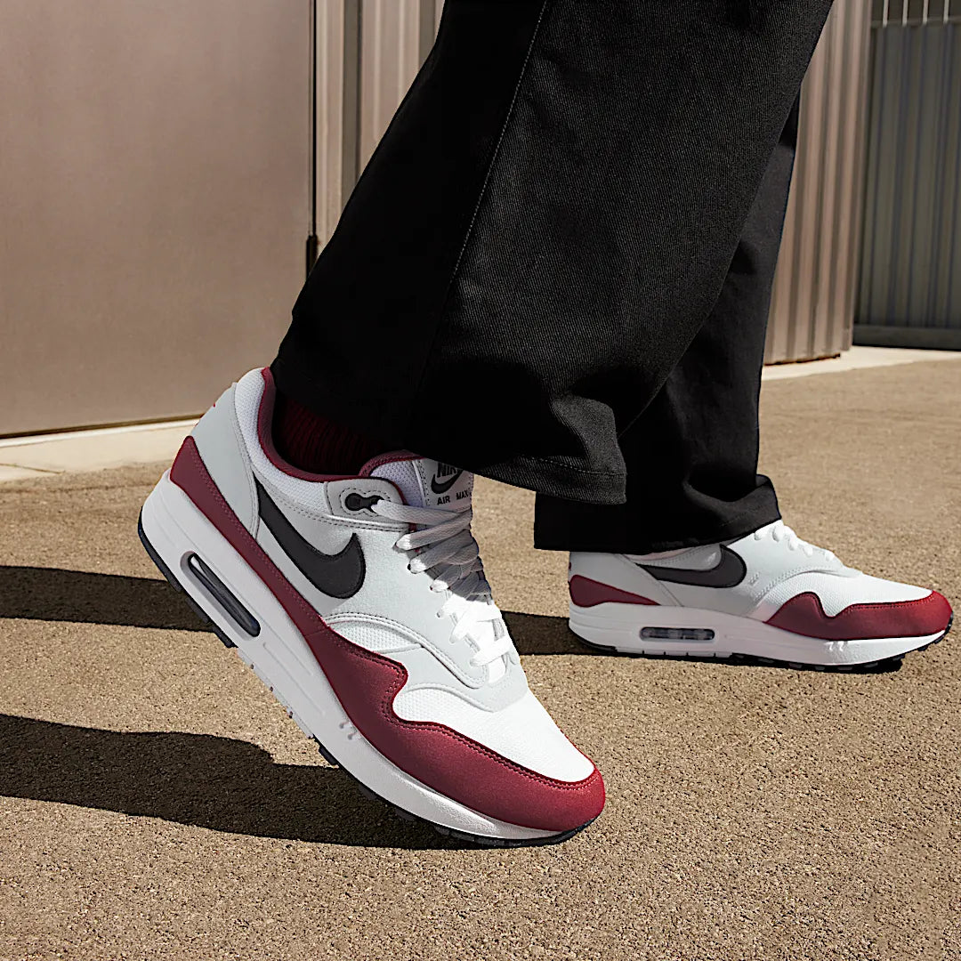 Overkicks - Nike Air Max 1 Dark Team Red (FD9082-106) - detalle suela