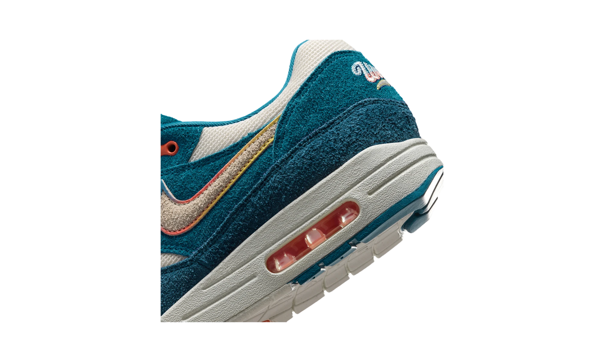 Overkicks - Nike Air Max 1 Milwaukee Brewers City Connect 2026 (IQ2938-400) - detalle talón