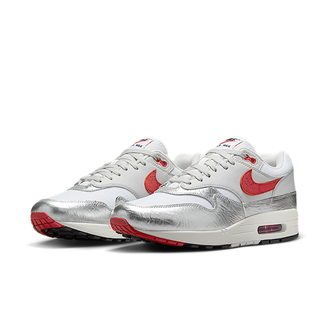 Overkicks - Nike Air Max 1 PRM SE Hot Sauce (HF7746-100) - vista trasera
