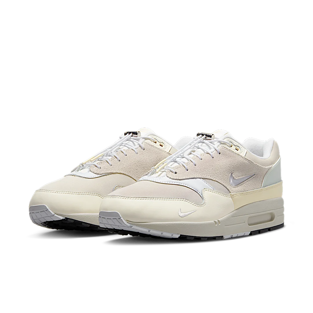 Overkicks - Nike Air Max 1 Premium Hangul Day (DZ5317-121) - vista trasera