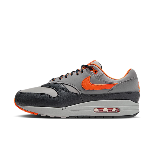 Overkicks - Nike Air Max 1 SP HUF Brilliant Orange (HF3713-001) - vista lateral
