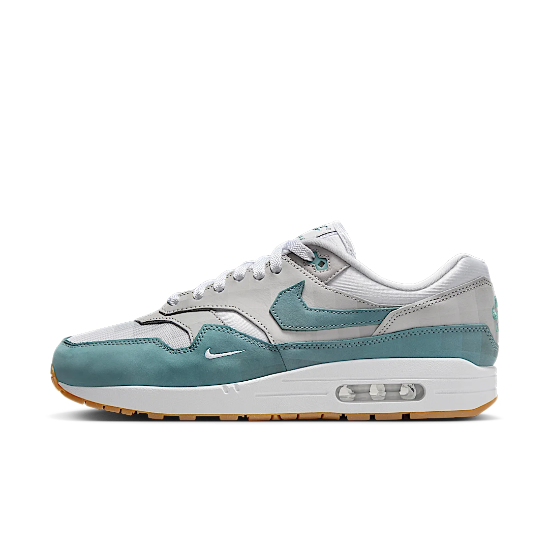 Overkicks - Nike Air Max 1 .SWOOSH Low Poly Adventure (HV1940-100) - vista lateral