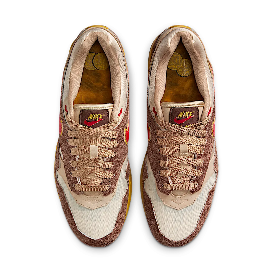 Overkicks - Nike Air Max 1 .SWOOSH Low Poly Big Head Origins (HV5776-200) - par completo