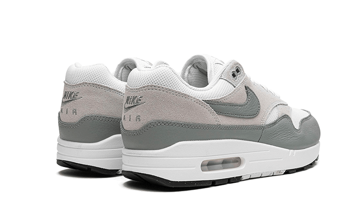 Overkicks - Nike Air Max 1 White Mica Green (DZ4549-100) - par completo
