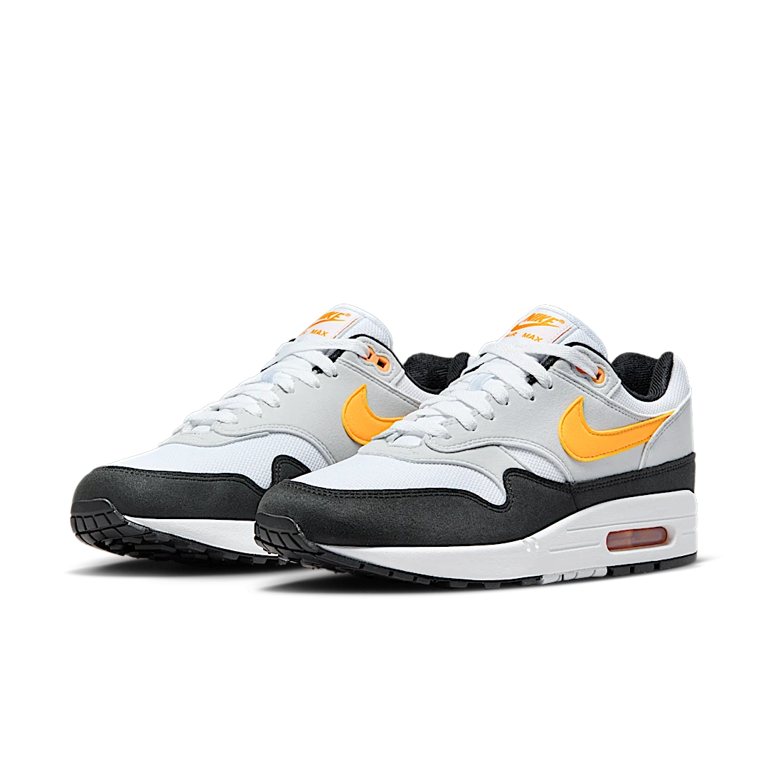Overkicks - Nike Air Max 1 White University Gold (FD9082-104) - vista trasera