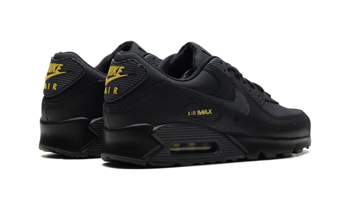 Overkicks - Nike Air Max 90 Black Buff Gold (IB7680-001) - par completo