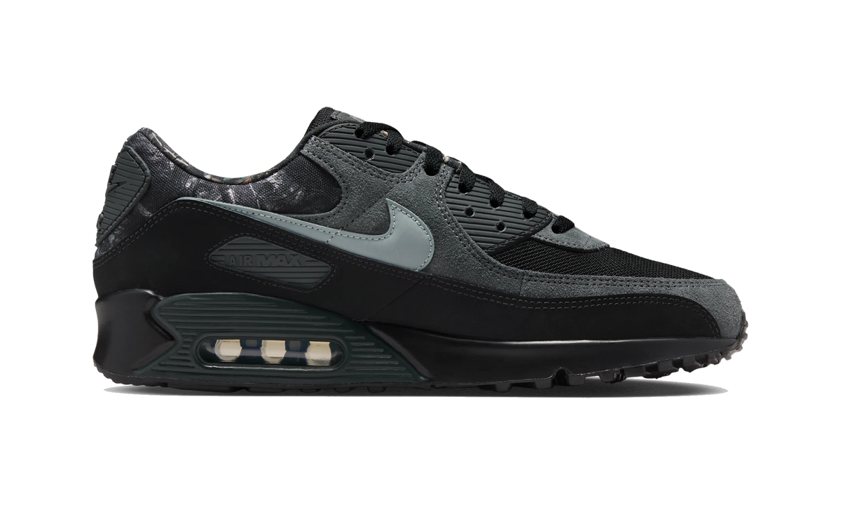 Overkicks - Nike Air Max 90 Black Realtree Edge Camo (IQ0300-001) - detalle suela