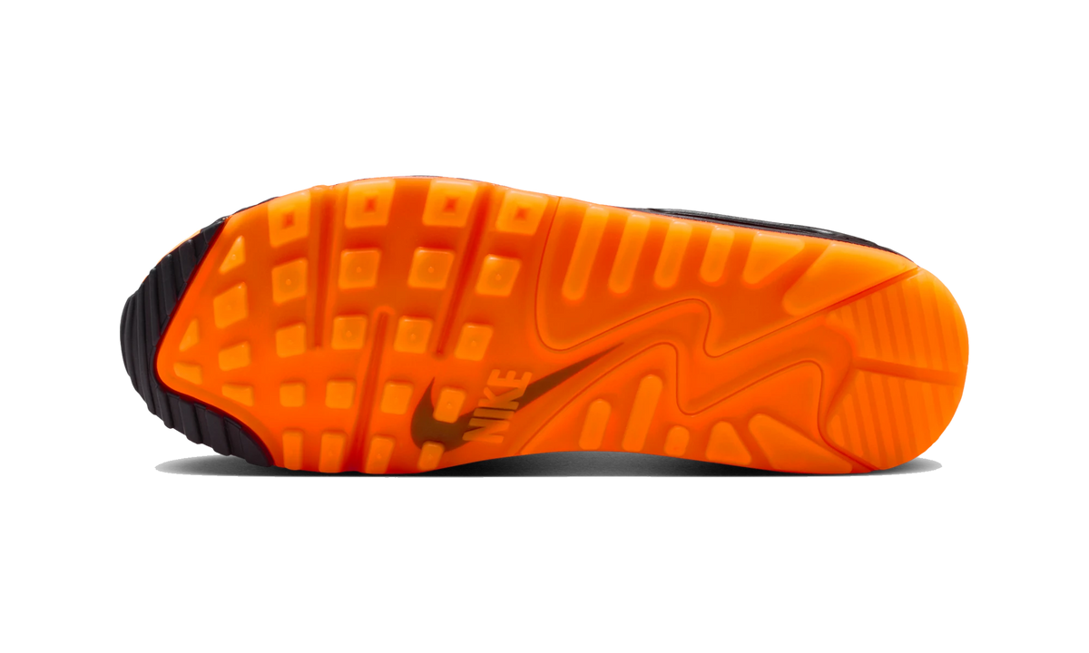 Overkicks - Nike Air Max 90 Bright Citrus Hypervenom (IR1978-844) - par completo