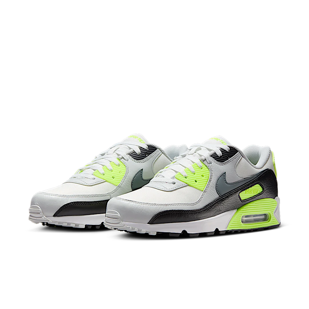 Overkicks - Nike Air Max 90 Gore-Tex Summit White Volt Black Cool Grey (FD5810-102) - vista trasera