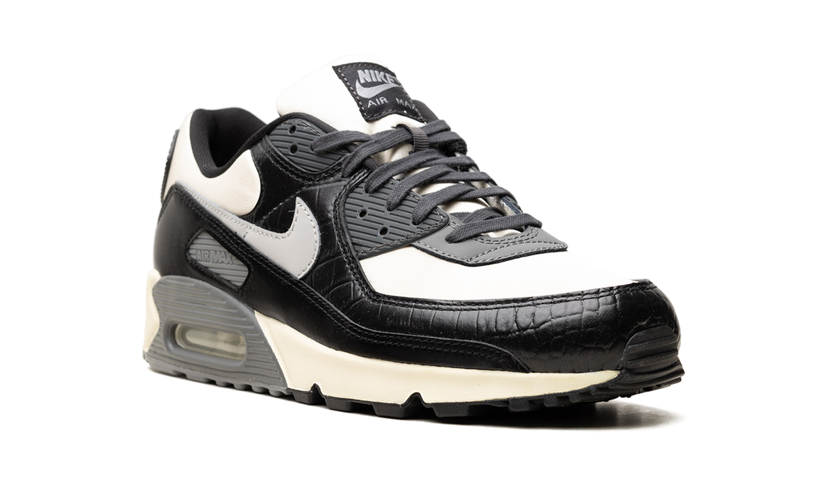 Overkicks - Nike Air Max 90 QS Smoke Grey Crocodile (IO4468-100) - detalle