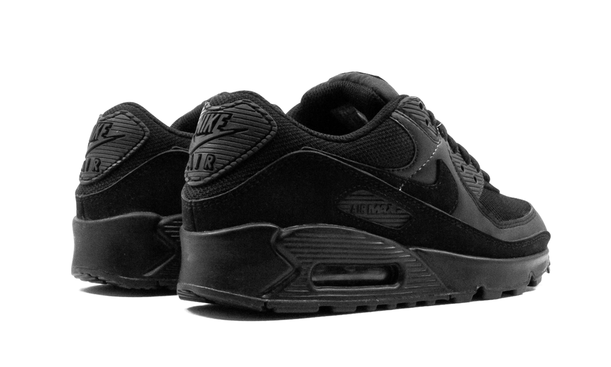 Overkicks - Nike Air Max 90 Recraft Triple Black (CQ2560-002) - par completo