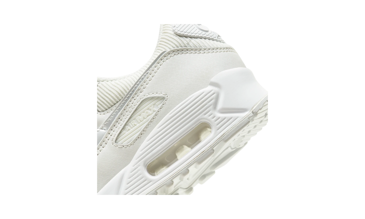 Overkicks - Nike Air Max 90 Swoosh Chain (DC1161-100) - detalle