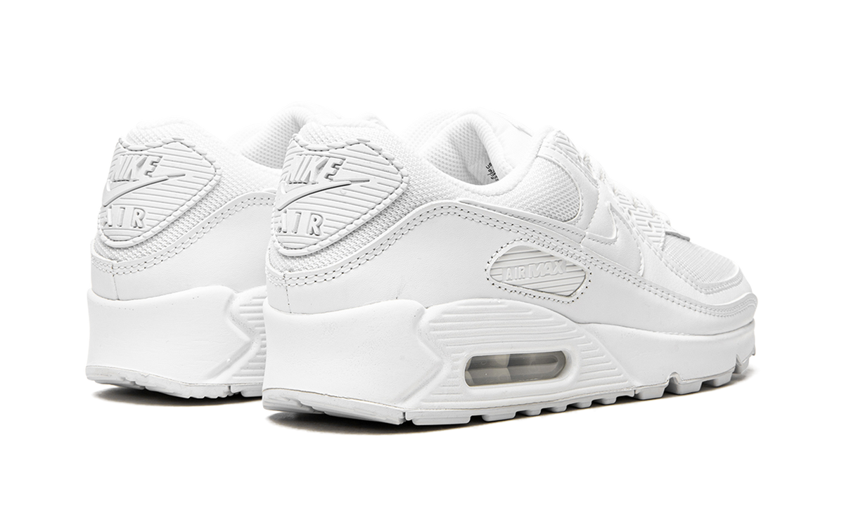 Overkicks - Nike Air Max 90 Triple White (CQ2560-100) - par completo
