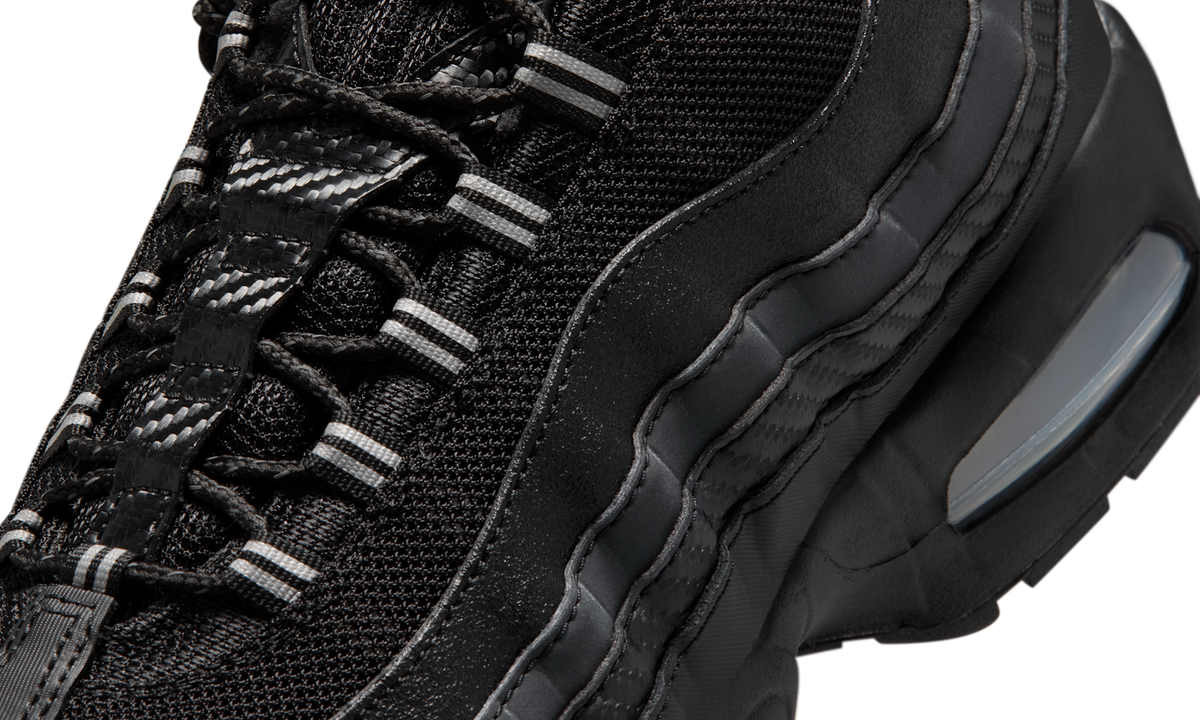 Overkicks - Nike Air Max 95 Big Bubble Black Carbon (IR1474-010) - detalle lateral interior