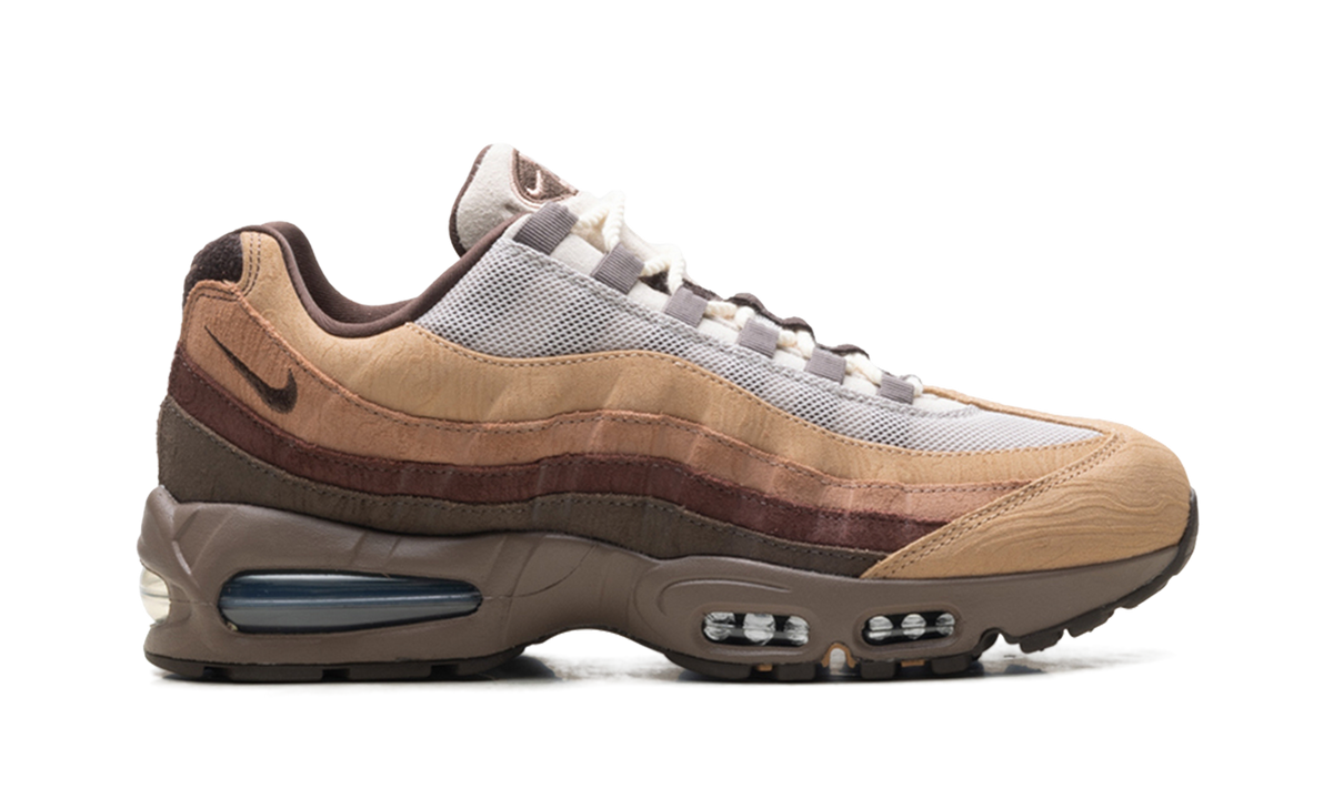 Overkicks - Nike Air Max 95 Big Bubble Ducks of a Feather Oregon Ducks Lumber Yard (IQ3988-001) - detalle talón